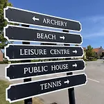 Holiday home Bay Dream - Part Of The The Bay Filey Village With Pool, Gym And Direct Access, Pub, Restaurant, Tennis And Meadows Walks