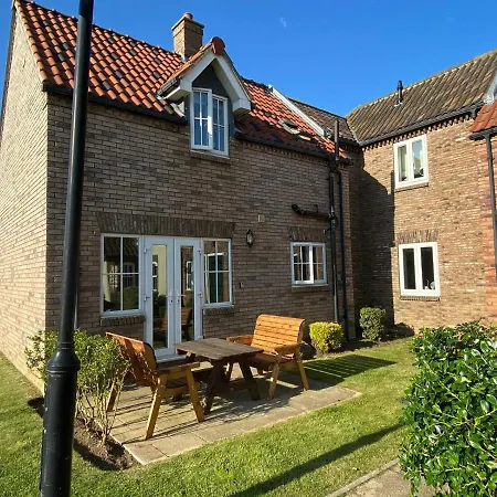 Dom wakacyjny Bay Dream - Part Of The The Bay Filey Village With Pool, Gym And Direct Access, Pub, Restaurant, Tennis And Meadows Walks