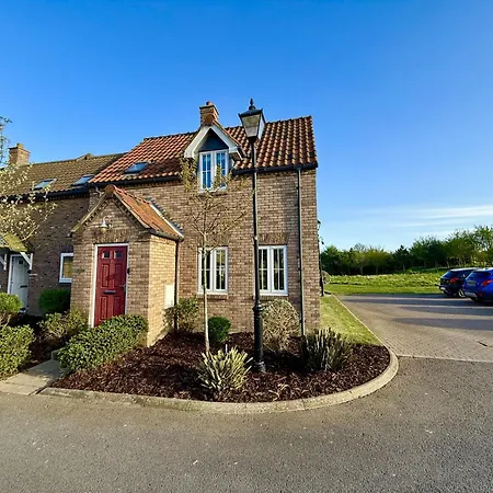 Dom wakacyjny Bay Dream - Part Of The The Bay Filey Village With Pool, Gym And Direct Access, Pub, Restaurant, Tennis And Meadows Walks *