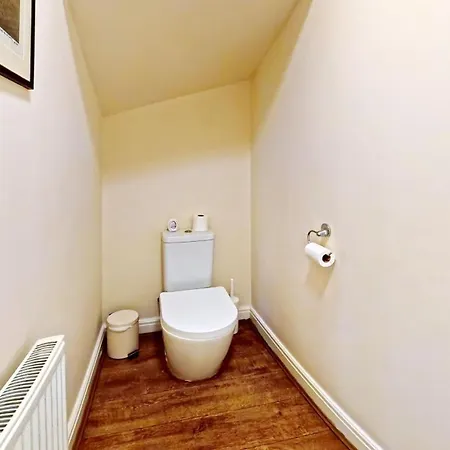 Semesterbostad Bay Dream - Part Of The The Bay Filey Village With Pool, Gym And Direct Access, Pub, Restaurant, Tennis And Meadows Walks Reighton