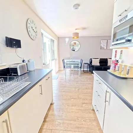 Bay Dream - Part Of The The Bay Filey Village With Pool, Gym And Direct Access, Pub, Restaurant, Tennis And Meadows Walks Semesterbostad