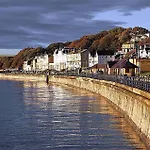 Bay Dream - Part Of The The Bay Filey Village With Pool, Gym And Direct Access, Pub, Restaurant, Tennis And Meadows Walks Holiday home Reighton