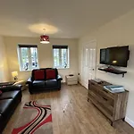 Bay Dream - Part Of The The Bay Filey Village With Pool, Gym And Direct Access, Pub, Restaurant, Tennis And Meadows Walks Holiday home *