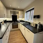 Holiday home Bay Dream - Part Of The The Bay Filey Village With Pool, Gym And Direct Access, Pub, Restaurant, Tennis And Meadows Walks Reighton