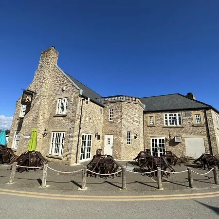 Bay Dream - Part Of The The Bay Filey Village With Pool, Gym And Direct Access, Pub, Restaurant, Tennis And Meadows Walks